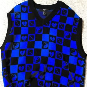 Black and blue sweater, soft fabric good quality